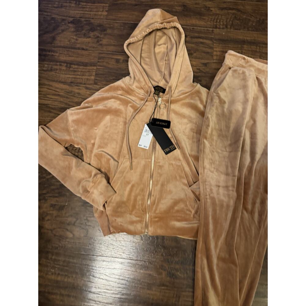 TRUTH By REPUBLIC mocha mousse Brown 2 Piece Velvet tracksuit Joggers Sz:XS - Picture 3 of 11